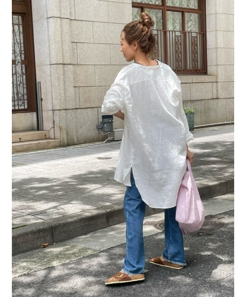 ulu（ウル）の「Linen big silhouette long sleeve shirt（シャツ/ブラウス・レディース・ホワイト・FREE）」の4枚目の写真