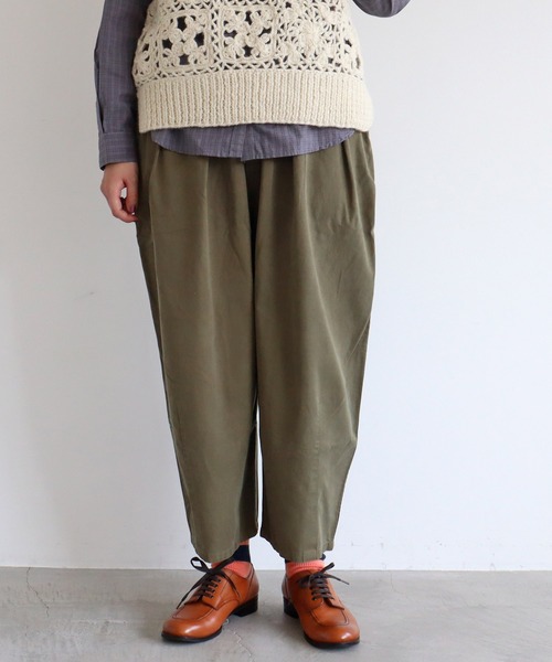 aimer le mieux（エメルミュー）の「aimer 綿テンセル ゆったりパンツ（その他パンツ・レディース・チャコールグレー/カーキ/アイボリー・FREE）」の18枚目の写真