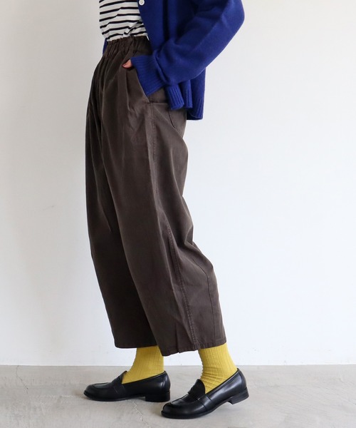 aimer le mieux（エメルミュー）の「aimer 綿テンセル ゆったりパンツ（その他パンツ・レディース・チャコールグレー/カーキ/アイボリー・FREE）」の21枚目の写真