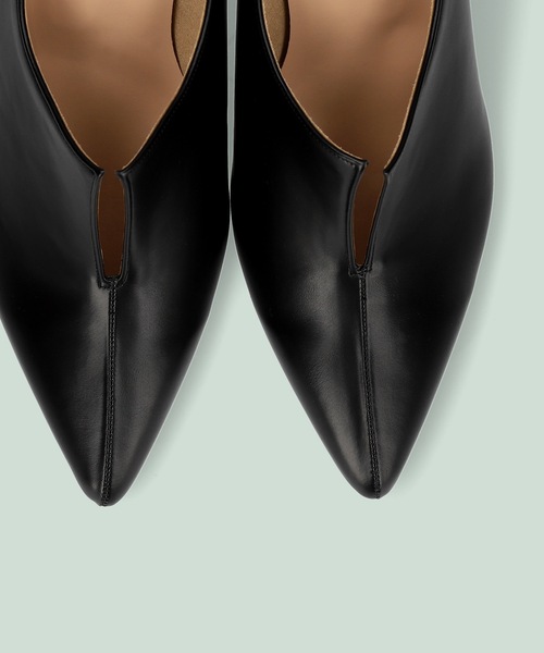 MAMIAN（マミアン）の「フロントスリット ブーティー (7.0cmヒール)（ブーツ・レディース・ブラック/ブラウン/アイボリー/レンガ/モカ・22.5cm/23.5cm/24.5cm/23.0cm/24.0cm/22.0cm）」の13枚目の写真