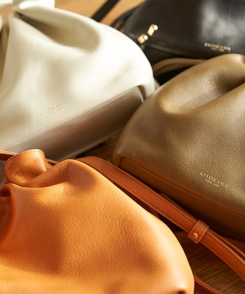 PR01.（ピーアールワン）の「KIYOKAWA ZITA Shoulder pochette（ショルダーバッグ・レディース・ブラック/オリーブ/アイボリー/キャメル・FREE）」の4枚目の写真