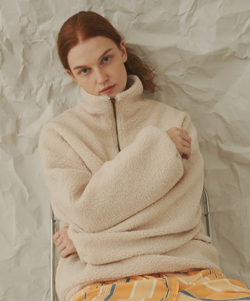 Unitage（ユニテージ）の「ハーフZIPボアパーカー（パーカー・レディース・アイボリー/チャコールグレー・FREE）」の4枚目の写真