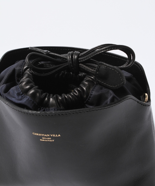 Spick & Span(スピックアンドスパン)の「CHRISTIAN VILLA レザーポシェット(ショルダーバッグ・レディース・ブラック/グレー/ベージュ・FREE)」の12枚目の写真