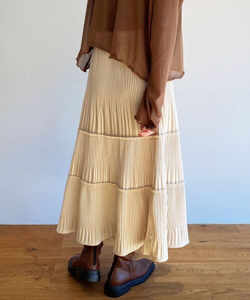 ur,Melty（ユアメルティー）の「プリーツティアードスカート（スカート・レディース・ブラック・FREE）」の13枚目の写真