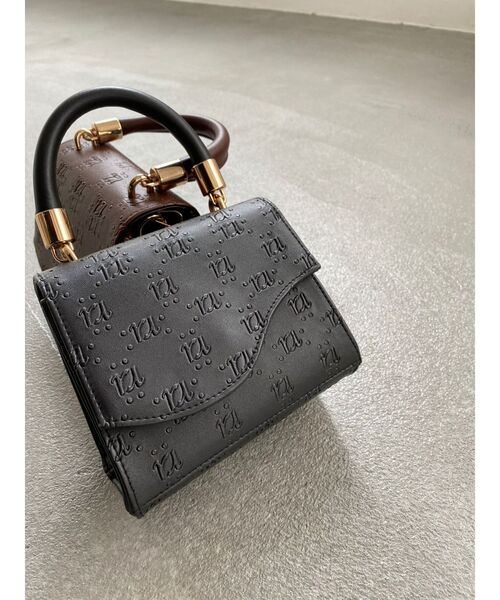 RESEXXY（リゼクシー）の「モノグラムエンボスバッグ（ハンドバッグ・レディース・ブラック/ブラウン・FREE）」の15枚目の写真