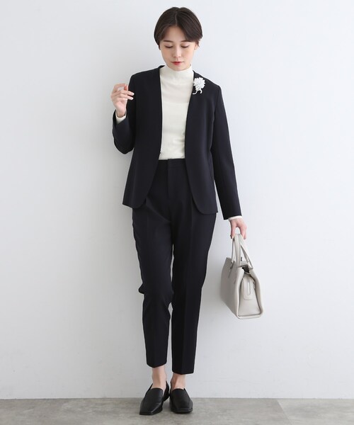 INDIVI（インディヴィ）の「【セレモニー/入卒アイテム】コサージュブローチ（ブローチ/コサージュ・レディース・ネイビー/ライトグレー・00）」の7枚目の写真