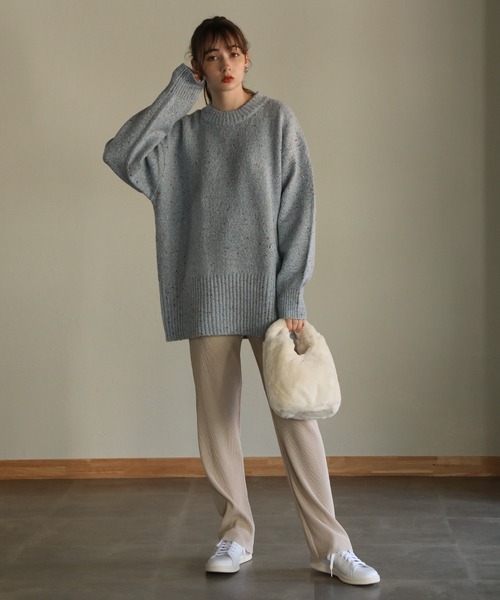 aity（アイティ）の「セルフカット対応 せセミフレアプリーツパンツ（その他パンツ・レディース・ダークグリーン/ブラック/アイボリー/マスタード/ピンク/テラコッタ・M）」の7枚目の写真