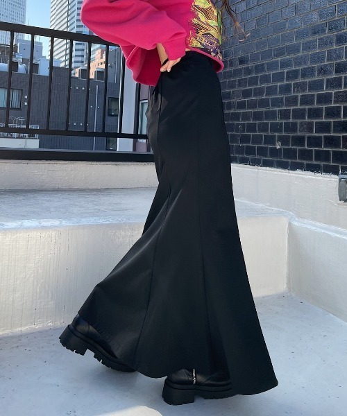 PAGEBOY（ページボーイ）の「WEB限定アイテム / ストレッチマーメイドスカート（スカート・レディース・ブルー/ブラック/カーキ/グレイッシュベージュ・FREE/S）」の2枚目の写真