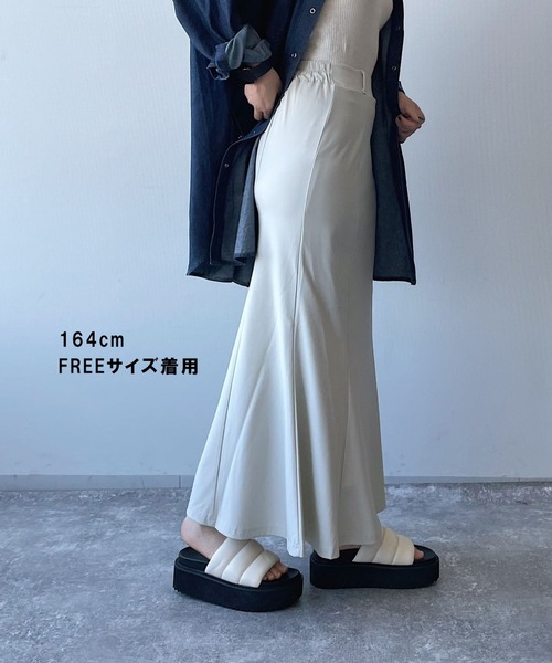 PAGEBOY（ページボーイ）の「WEB限定アイテム / ストレッチマーメイドスカート（スカート・レディース・ブルー/ブラック/カーキ/グレイッシュベージュ・FREE/S）」の11枚目の写真
