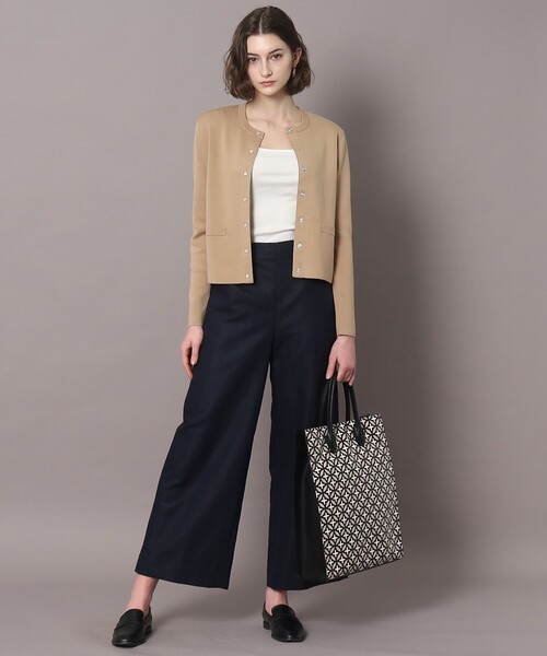 DRESSTERIOR（ドレステリア）の「◆【otonaMUSE5月号掲載】スクエアリブタンク（タンクトップ・レディース・ホワイト/ブラック/ブルー・34/36/38）」の7枚目の写真