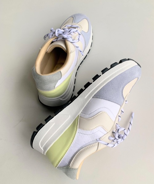 Casselini(キャセリーニ)の「ローカットスニーカー(スニーカー・レディース・グリーン系その他/アイボリー・MEDIUM/LARGE)」の2枚目の写真