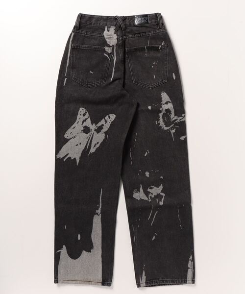 FANCY CLUB(ファンシークラブ)の「韓国ブランド NASTY FANCY CLUB ナスティーファンシークラブ VLINDER PRINTED PANTS 蝶々 プリント デニムパンツ ジーンズ ジーパン ワイドデニムパンツ 韓国ファッション 韓国ストリート ストリートファッション(デニムパンツ・レディース・ブラック/ブルー・S/M)」の13枚目の写真