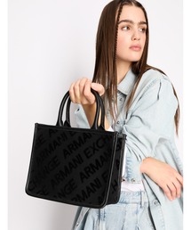 ARMANI EXCHANGE | 【A|X アルマーニ エクスチェンジ】オールオーバーロゴ　ボックスミニハンドバッグ(ハンドバッグ)
