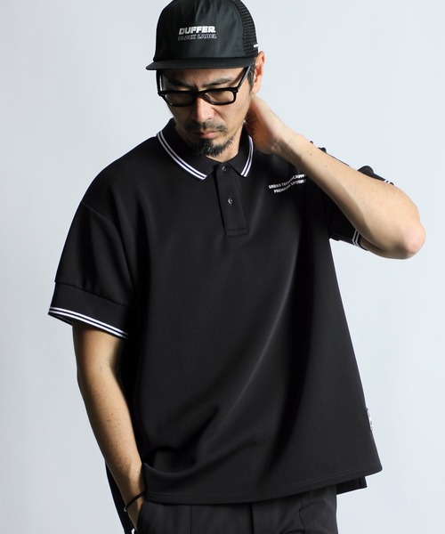The DUFFER of ST.GEORGE（ザダファーオブセントジョージ）の「〔BLACK LABEL〕"A-PACK" LOOSE POLO ：モノトーン オーバーサイズ ポロシャツ（ポロシャツ・メンズ・ホワイト/ブラック・LARGE/MEDIUM）」の3枚目の写真