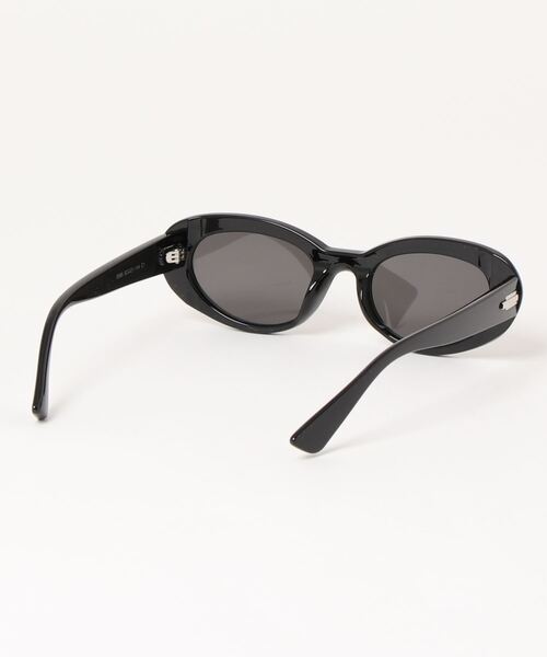 Cheek（チーク）の「カラーフレームサングラス（サングラス・レディース・ピンク/ブラック/ブルー・FREE）」の5枚目の写真