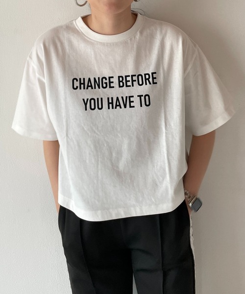 LOWRYS FARM（ローリーズファーム）の「ショートロゴＴシャツＳＳ　904396（Tシャツ/カットソー・レディース・イエロー/ホワイト/オフホワイト/グレー/その他1/ブルー系その他/ホワイト×グレー・FREE）」の6枚目の写真