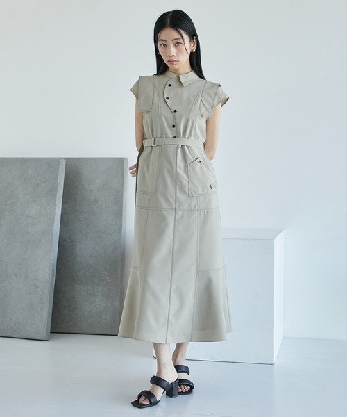 UNITED TOKYO(ユナイテッドトウキョウ)の「ペクリアーシャツワンピース(ワンピース・レディース・ベージュ/ブラック/ブルー・1/2)」の19枚目の写真