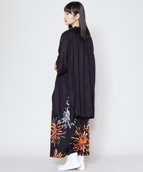 カヤ(カヤ)の「【カヤ】菊薫る長丈トップス(その他トップス・レディース・グレー/スミクロ/ネイビー/グリーン/レッド・FREE)」の18枚目の写真