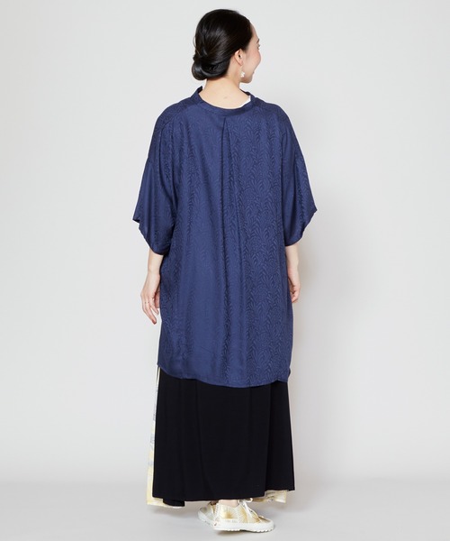 カヤ(カヤ)の「【カヤ】菊薫る長丈トップス(その他トップス・レディース・グレー/スミクロ/ネイビー/グリーン/レッド・FREE)」の12枚目の写真