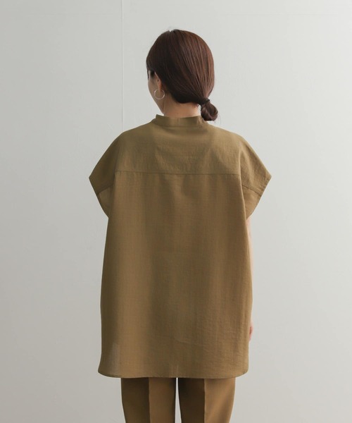 URBAN RESEARCH DOORS（アーバンリサーチドアーズ）の「『セットアップ対応』『UR TECH DRYLUXE』フレンチスリーブシャツ（シャツ/ブラウス・レディース・ネイビー/ベージュ・MEDIUM）」の11枚目の写真