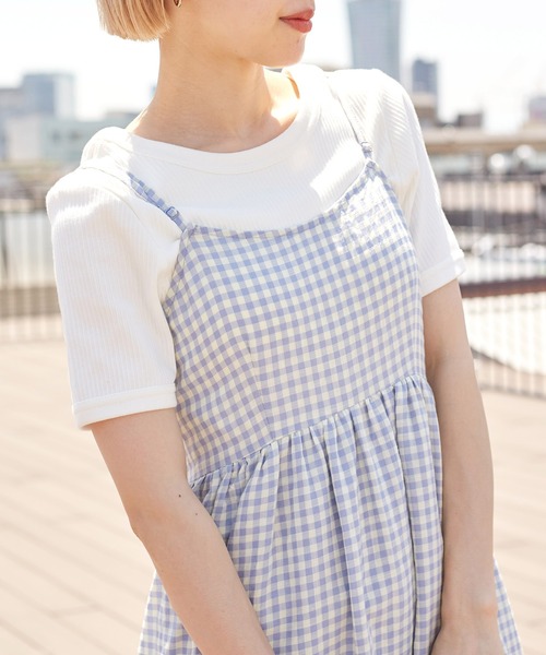 w closet(ダブルクローゼット)の「【カップ付き】アソートクルーネックプルオーバー(Tシャツ/カットソー・レディース・ブラック/ホワイト×ブラック/イエロー系その他/ブラウン系その他/オフホワイト・FREE)」の6枚目の写真