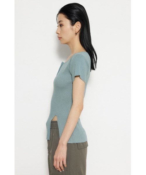 LAGUA GEM(ラグアジェム)の「HEM SLIT RIB ニット(ニット/セーター・レディース・レッド/ライトブルー/ブラック・FREE)」の14枚目の写真