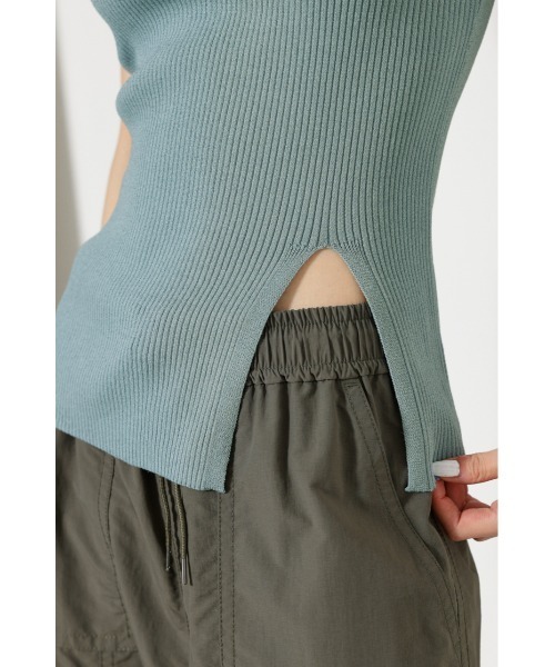LAGUA GEM(ラグアジェム)の「HEM SLIT RIB ニット(ニット/セーター・レディース・レッド/ライトブルー/ブラック・FREE)」の7枚目の写真