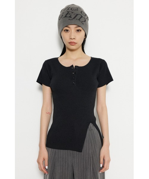 LAGUA GEM(ラグアジェム)の「HEM SLIT RIB ニット(ニット/セーター・レディース・レッド/ライトブルー/ブラック・FREE)」の11枚目の写真