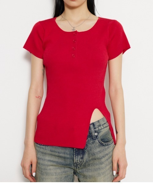 LAGUA GEM(ラグアジェム)の「HEM SLIT RIB ニット(ニット/セーター・レディース・レッド/ライトブルー/ブラック・FREE)」の19枚目の写真