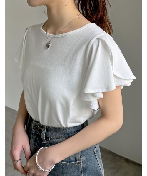 Re:EDIT（リエディ）の「[接触冷感][UVカット]フリルスリーブ半袖Tシャツ（Tシャツ/カットソー・レディース・ブラック/ホワイト・LARGE/MEDIUM）」の4枚目の写真