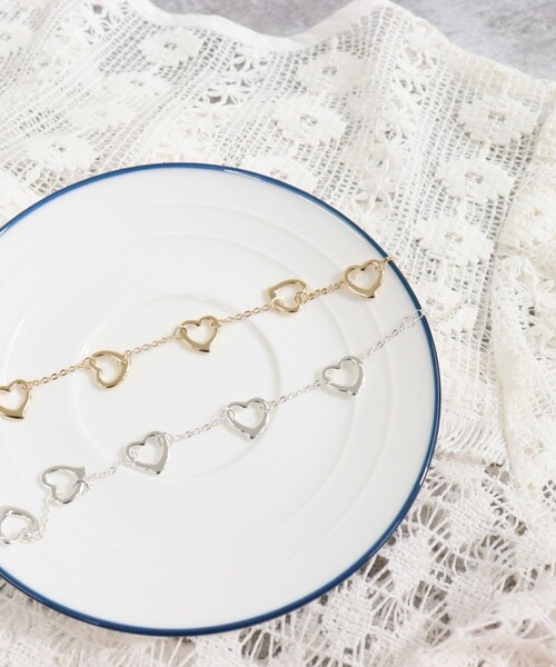 fredy emue（フレディエミュ）の「ハートチェーンブレスレット（ブレスレット・レディース・シルバー/ゴールド・FREE）」の2枚目の写真