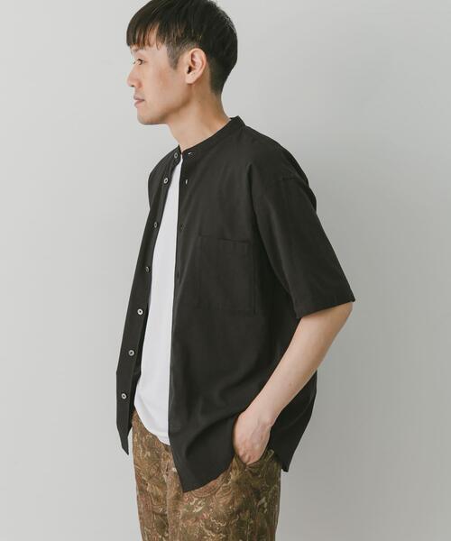 URBAN RESEARCH DOORS（アーバンリサーチドアーズ）の「『接触冷感』コンフォートバンドカラーショートスリーブシャツ（シャツ/ブラウス・メンズ・グリーン/グレー/ブラック・LARGE/MEDIUM）」の22枚目の写真