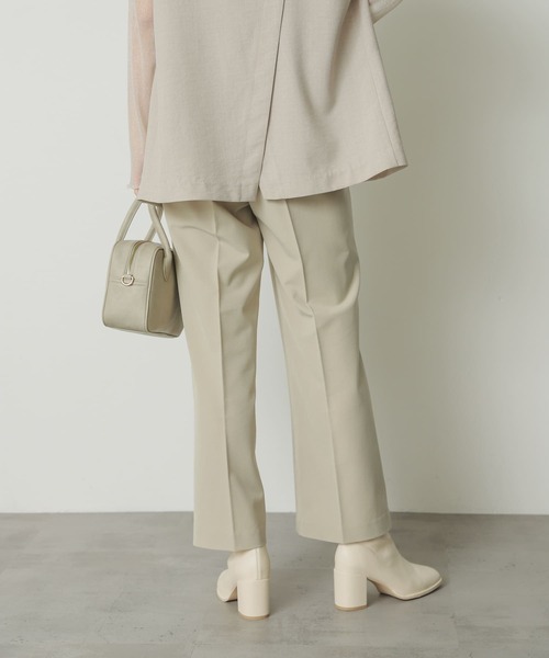 SENSE OF PLACE by URBAN RESEARCH（センスオブプレイスバイアーバンリサーチ）の「『XSサイズ/TALLサイズあり』センタープレスストレートパンツ（スラックス・レディース・グレー/ブラック/ベージュ・SMALL/LARGE/TALL/X-SMALL/MEDIUM）」の16枚目の写真