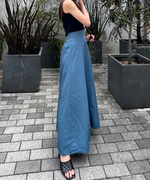 Lamoa（ラモア）の「【Lamoa/ラモア】【脚長効果】ハイウエスト　シンプルロングスカート（スカート・レディース・アイボリー/ブラック/ブルー・MEDIUM）」の20枚目の写真