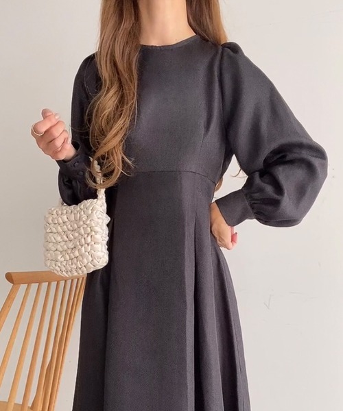 TWILL ツウィル　ボリュームスリーブAラインワンピース　ダンボール　タック TWILL ツウィル ボリュームスリーブAラインワンピース