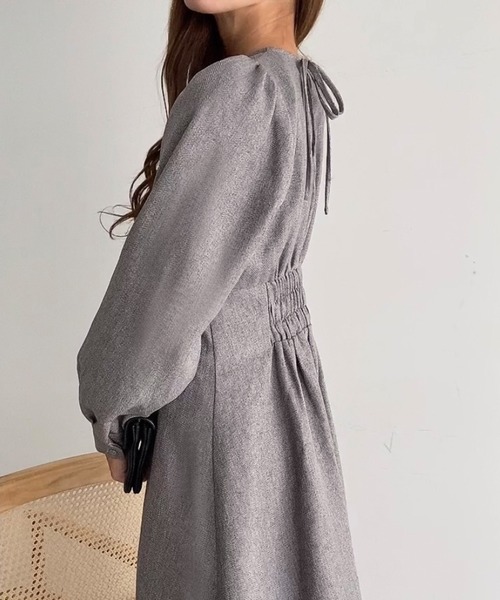 TWILL ツウィル　ボリュームスリーブAラインワンピース　ダンボール　タック FILLOU（FILLOU）の「ボリュームスリーブタックワンピース