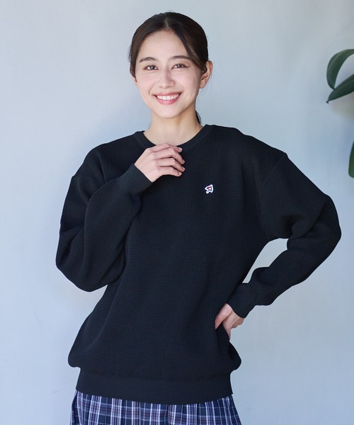 Arnold Palmer(アーノルドパーマー)の「シェア ポリワッフル ニット プルオーバー(ニット/セーター・レディース・グレー/レッド/アイボリー/ブラック・M/XS/L/S/LL)」の3枚目の写真