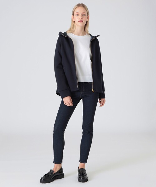 BLUE LABEL CRESTBRIDGE（ブルーレーベルクレストブリッジ）の