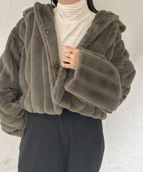 apres jour clair（アプレジュールクレア）の「【apres jour clair】ショートフェイクファーコート【ZOZOTOWN限定アイテム】（その他アウター・レディース・ブラウン系その他/グレイッシュベージュ/ベージュ/アイボリー・フリー/X-LARGE）」の21枚目の写真