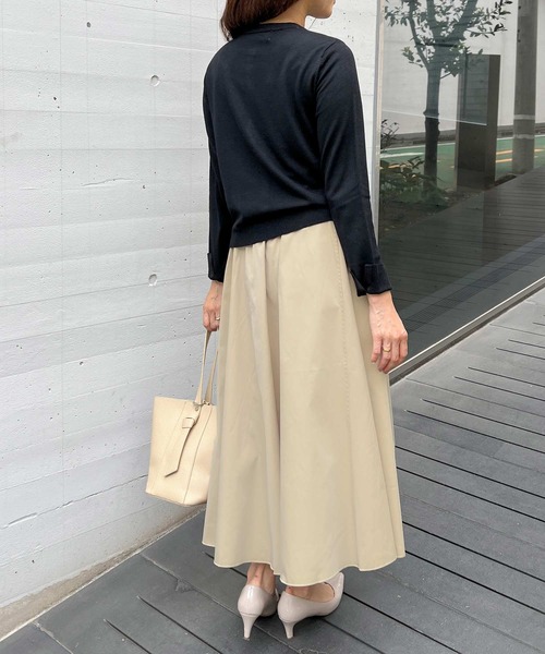 PICCIN PERLA（ピッチンペルラ）の「ビジューボタンバイカラーカーディガン（カーディガン/ボレロ・レディース・ライトグレー/ブラック/サックスブルー/オフホワイト/ラベンダー・M）」の22枚目の写真