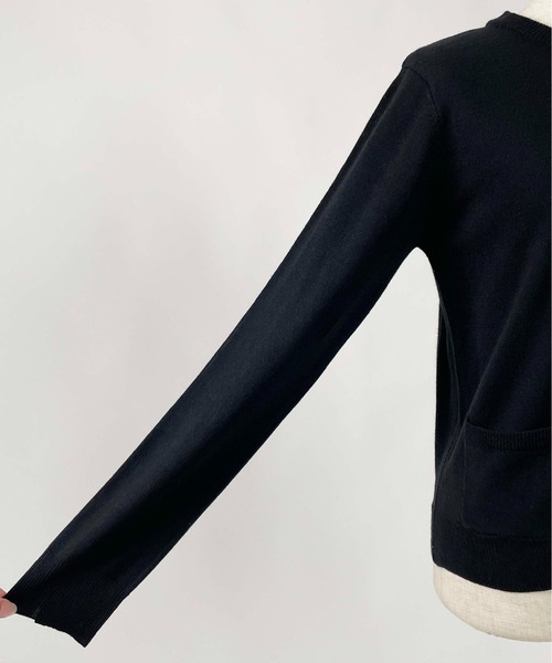 PICCIN PERLA（ピッチンペルラ）の「ビジューボタンバイカラーカーディガン（カーディガン/ボレロ・レディース・ライトグレー/ブラック/サックスブルー/オフホワイト/ラベンダー・M）」の6枚目の写真