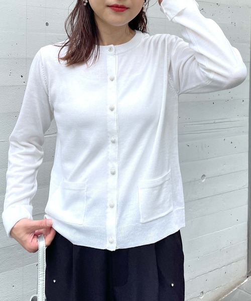 PICCIN PERLA（ピッチンペルラ）の「ビジューボタンバイカラーカーディガン（カーディガン/ボレロ・レディース・ライトグレー/ブラック/サックスブルー/オフホワイト/ラベンダー・M）」の10枚目の写真