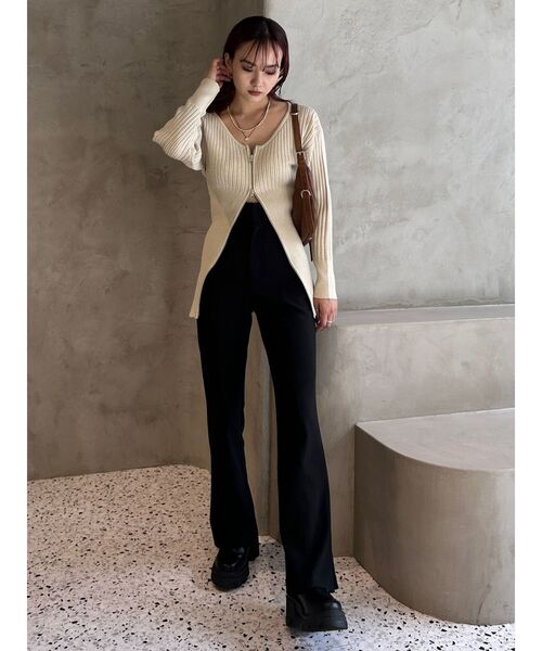 EMODA（エモダ）の「フロントジップロングトップス（ニット/セーター・レディース・ベージュ/グレー/ブラック・FREE）」の12枚目の写真