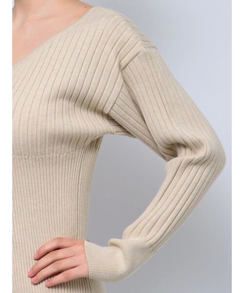 EMODA（エモダ）の「フロントジップロングトップス（ニット/セーター・レディース・ベージュ/グレー/ブラック・FREE）」の22枚目の写真