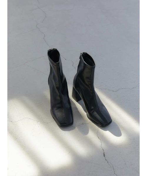 amel（エイメル）の「スクエアトゥーブーツ（ブーツ・レディース・ブラック・24.5cm/23.0cm）」の7枚目の写真