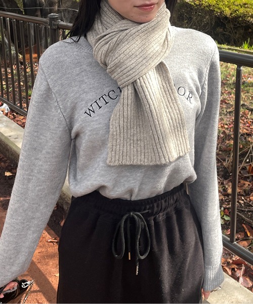 LE MORE（リモア）の「リブニットショートマフラー（マフラー・レディース・ベージュ/ブラック/アイボリー/ヘザーグレー・FREE）」の3枚目の写真