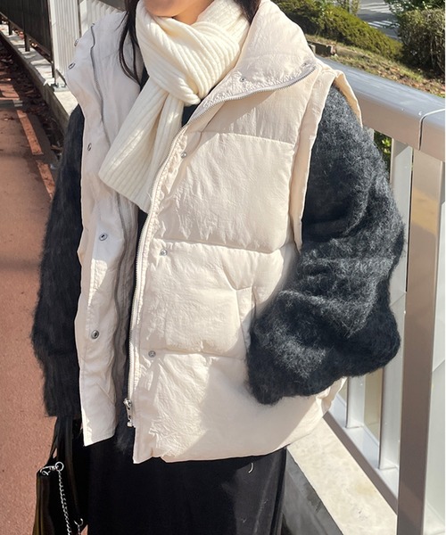 LE MORE（リモア）の「リブニットショートマフラー（マフラー・レディース・ベージュ/ブラック/アイボリー/ヘザーグレー・FREE）」の17枚目の写真