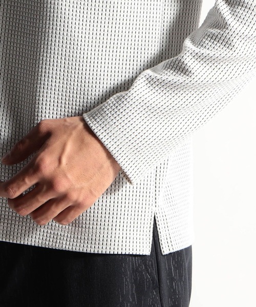 HIDEAWAYS NICOLE（ハイダウェイニコル）の「ボックスミニワッフル長袖Ｖネックカットソー（Tシャツ/カットソー・メンズ・ブラック/ホワイト×ブラック/ブラック×ホワイト・LARGE/MEDIUM/X-LARGE）」の6枚目の写真