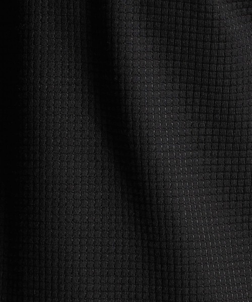 HIDEAWAYS NICOLE（ハイダウェイニコル）の「ボックスミニワッフル長袖Ｖネックカットソー（Tシャツ/カットソー・メンズ・ブラック/ホワイト×ブラック/ブラック×ホワイト・LARGE/MEDIUM/X-LARGE）」の9枚目の写真