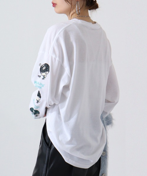 FUNALIVE(ファンアライブ)の「WALKING DONUT オーバーサイズ ロゴ ロングスリーブTシャツ(Tシャツ/カットソー・メンズ・ホワイト/ブラック/ブラック系その他2/グレイッシュベージュ/ホワイト系その他2/ミント/ライトベージュ/サックスブルー・LL/M/L)」の22枚目の写真